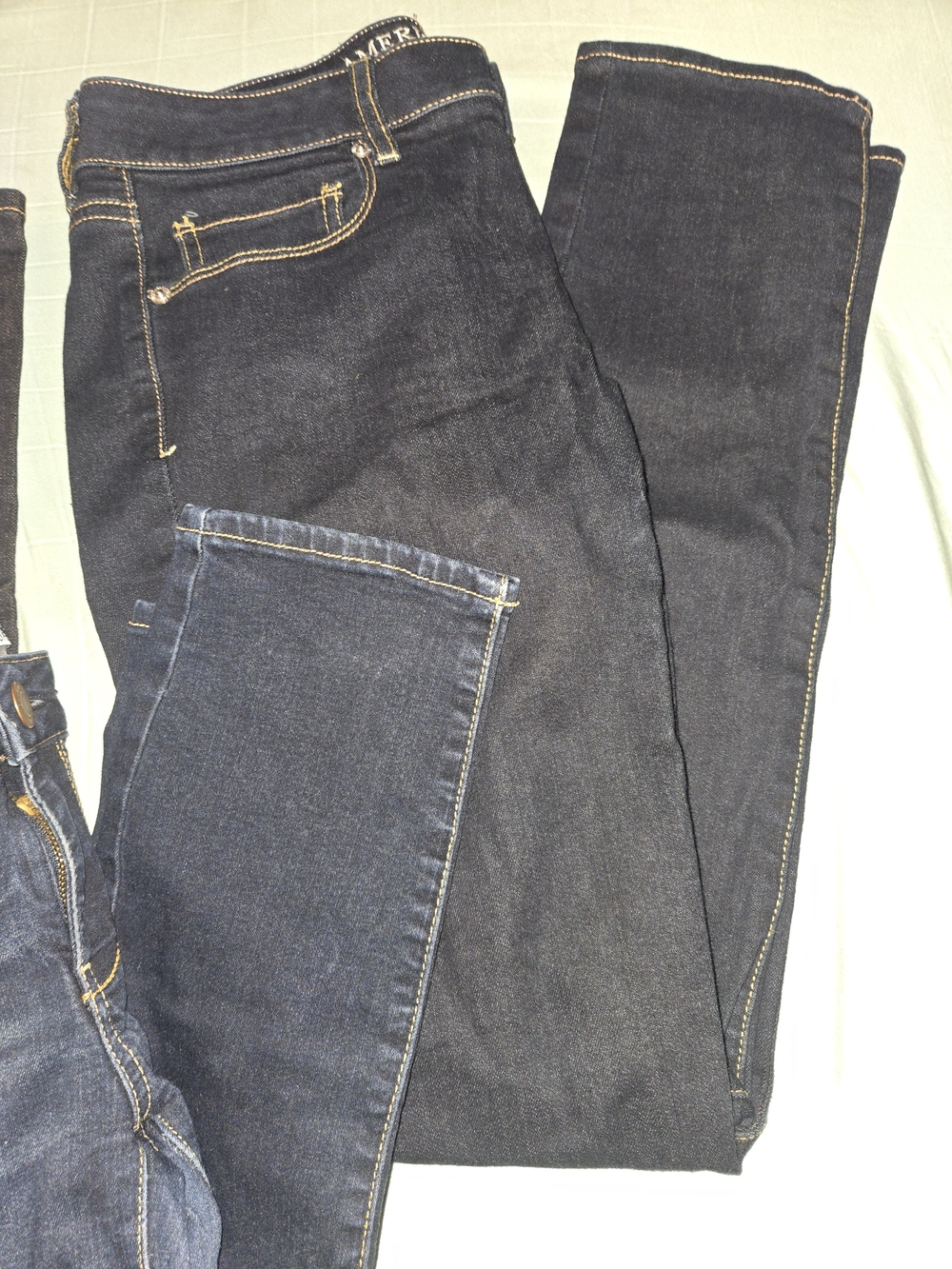 American Eagle Outfitters Women’s Dark Blue Skinny Jeans Bundle of 3. - Picture 5 of 7